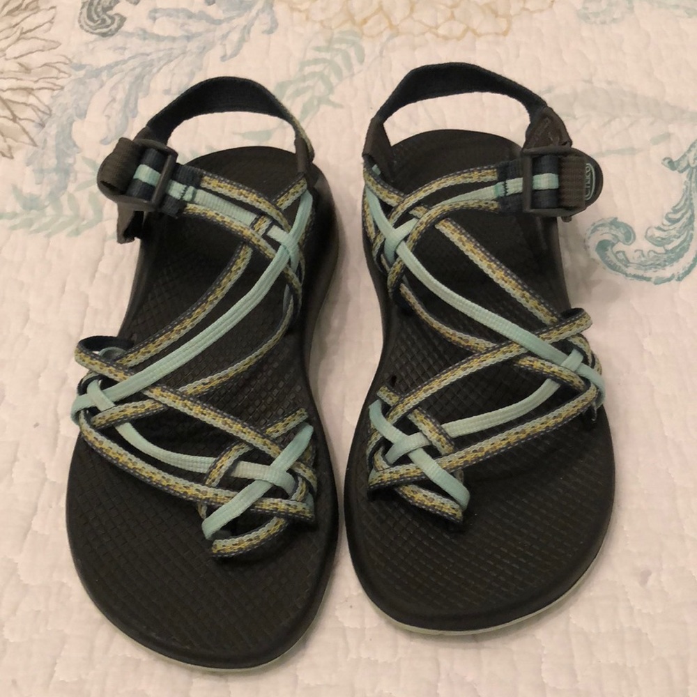 Chacos Womens ZX2 3strap size 9